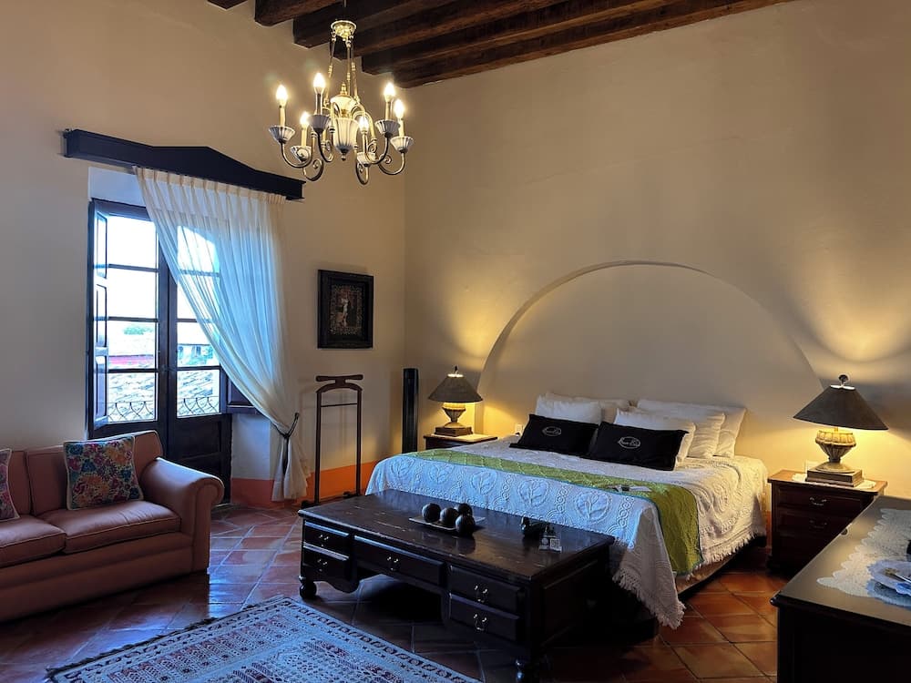 Mesón de Santa Elena Hotel Galeria