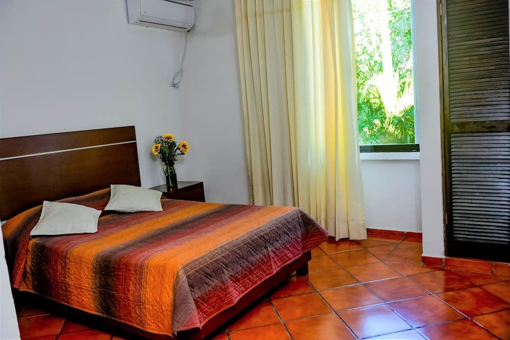 Hotel Los Girasoles Cancun