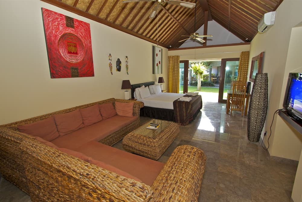 Bayshore Villas Candi Dasa