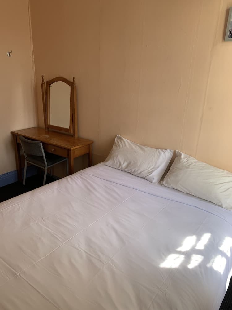 City Garden Lodge - Hostel