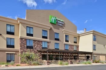 Holiday Inn Express & Suites Page, an IHG Hotel