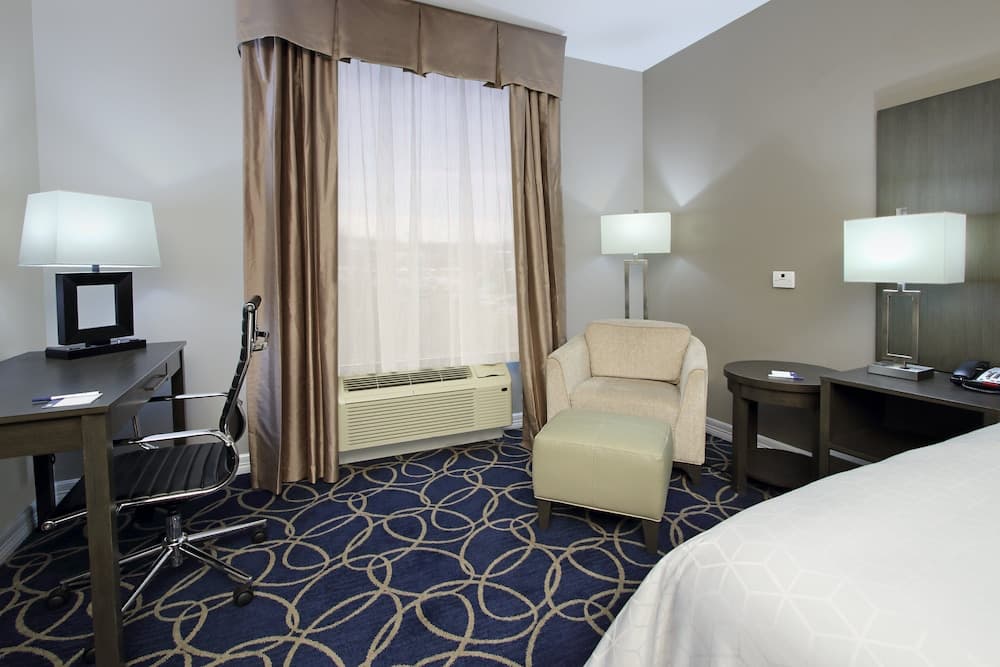 Holiday Inn Express & Suites Houston North - IAH Area by IHG