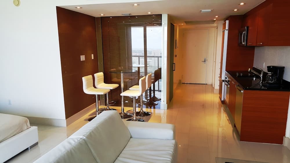 Luxury Apartments at 50 Biscayne