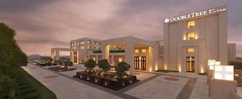 DoubleTree by Hilton Agra