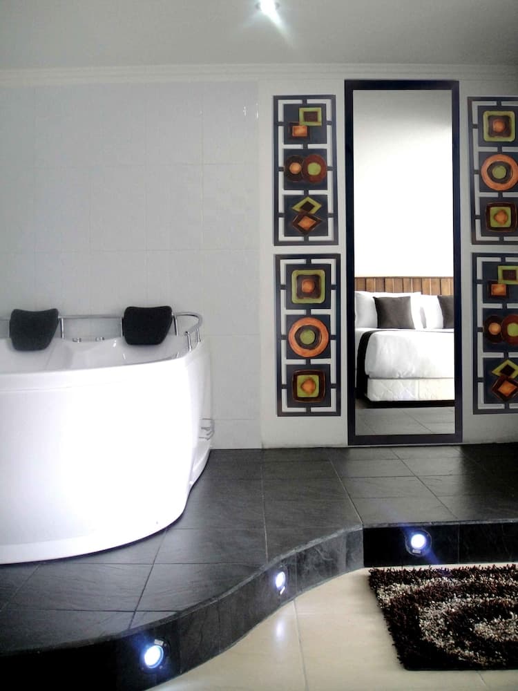 Hotel Boutique Embajada de la Feria