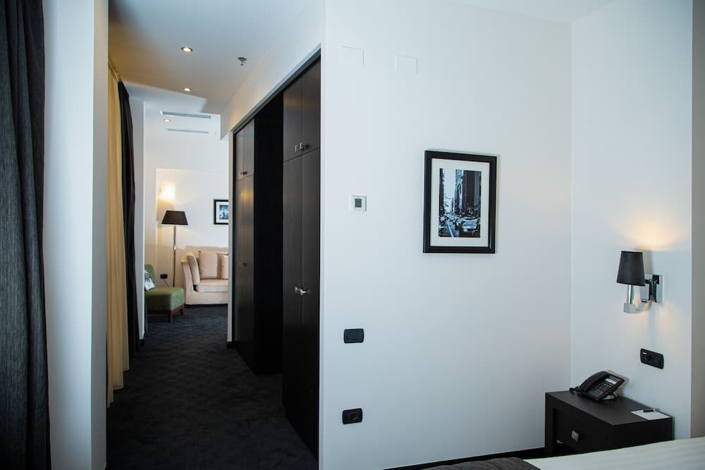 North Avenue by Stellar Hotels