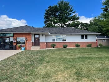 All Star Inn & Suites