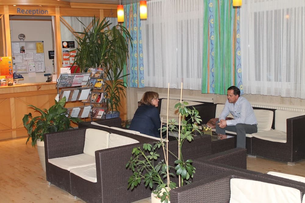 Eduard-Heinrich-Haus - Hostel