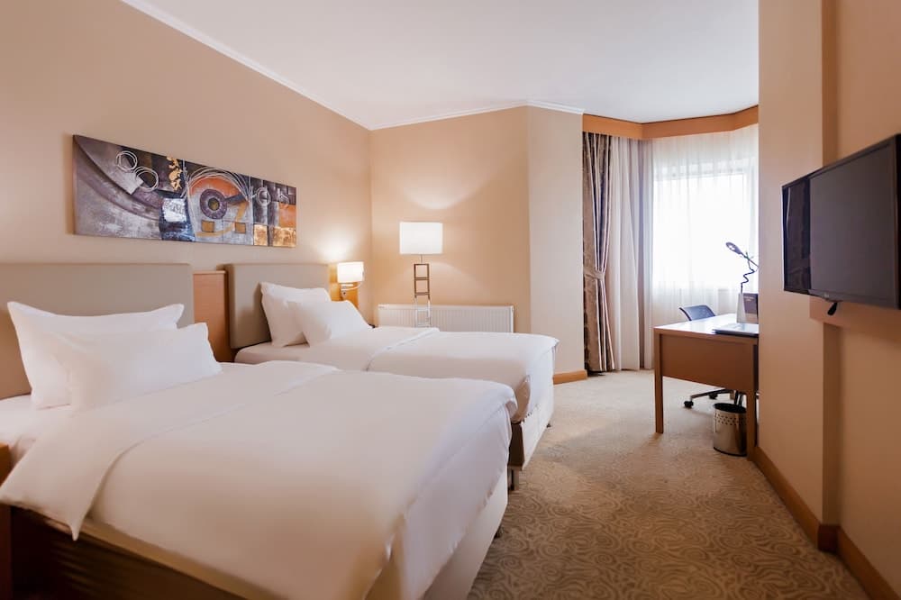 Dedeman Oskemen Hotel