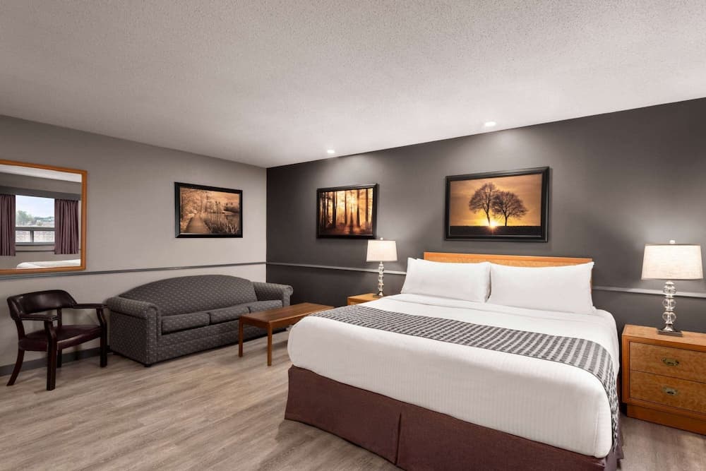 Travelodge by Wyndham Brandon