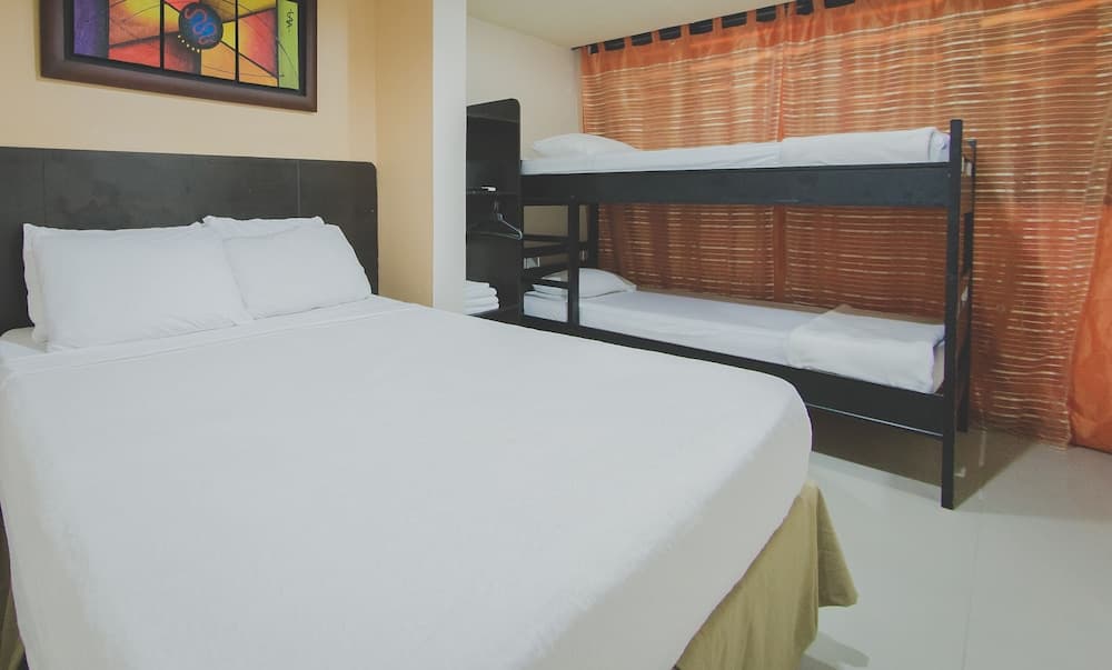 Hotel Marina Suites By Geh Suites