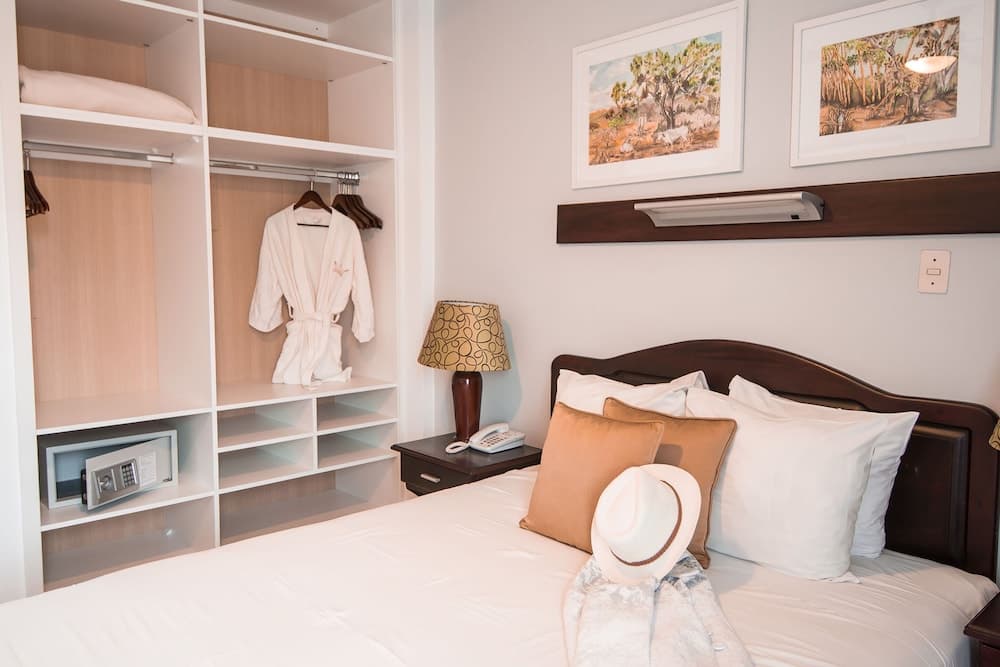 La Sabana Hotel Suites Apartments