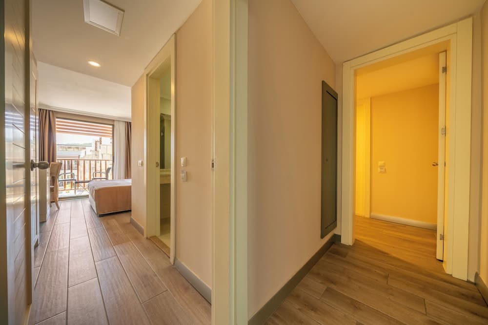 Green Bay Resort & Spa