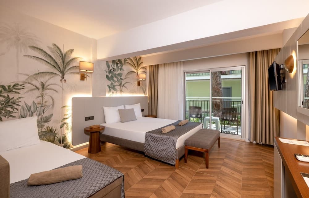 Crystal Flora Pearl Collection