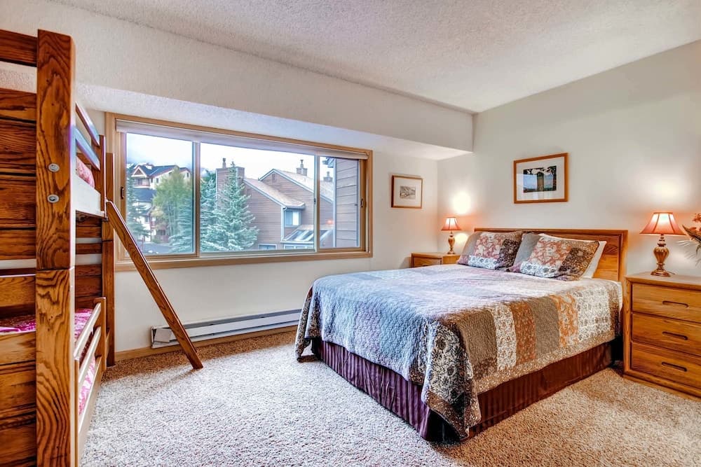 Winterpoint Townhomes by Ski Country Resorts