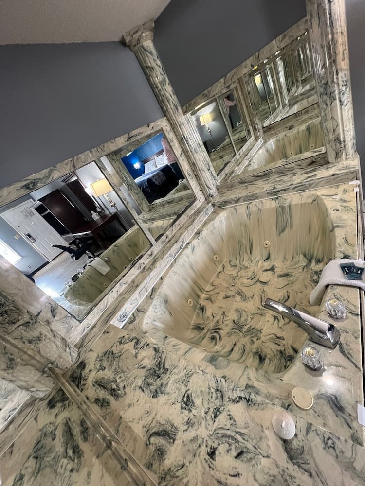 Executive Inn and Suites Jackson