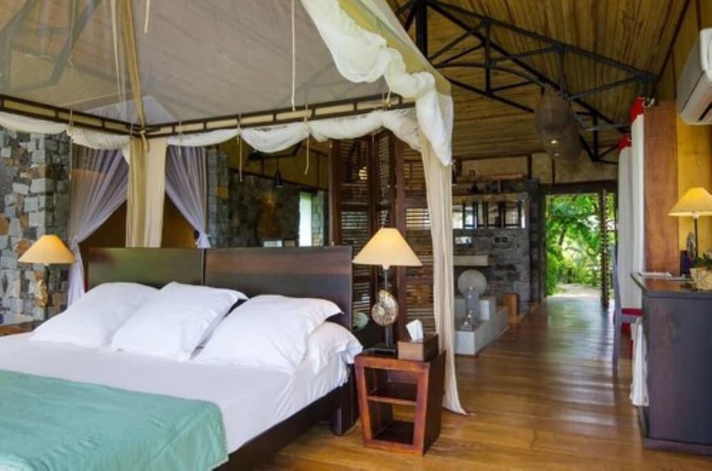Princesse Bora Lodge & Spa