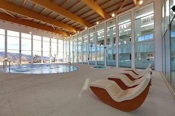 Balneario De Gravalos