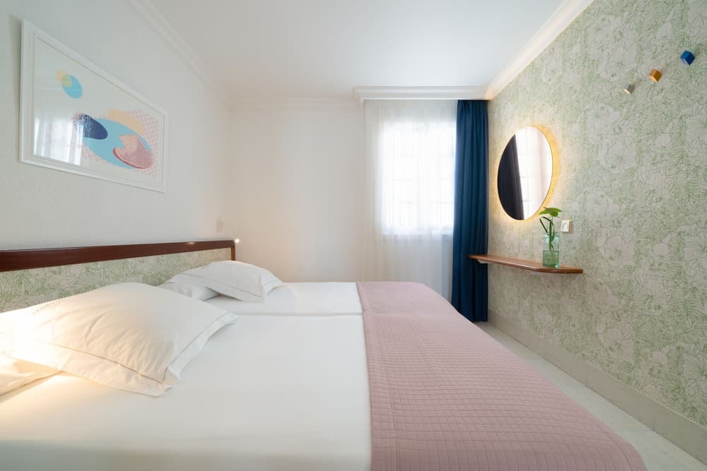 Plus Fariones Apartamentos