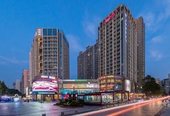 Poltton International Apartment (Foshan Zumiao Lingnan Tiandi Branch)