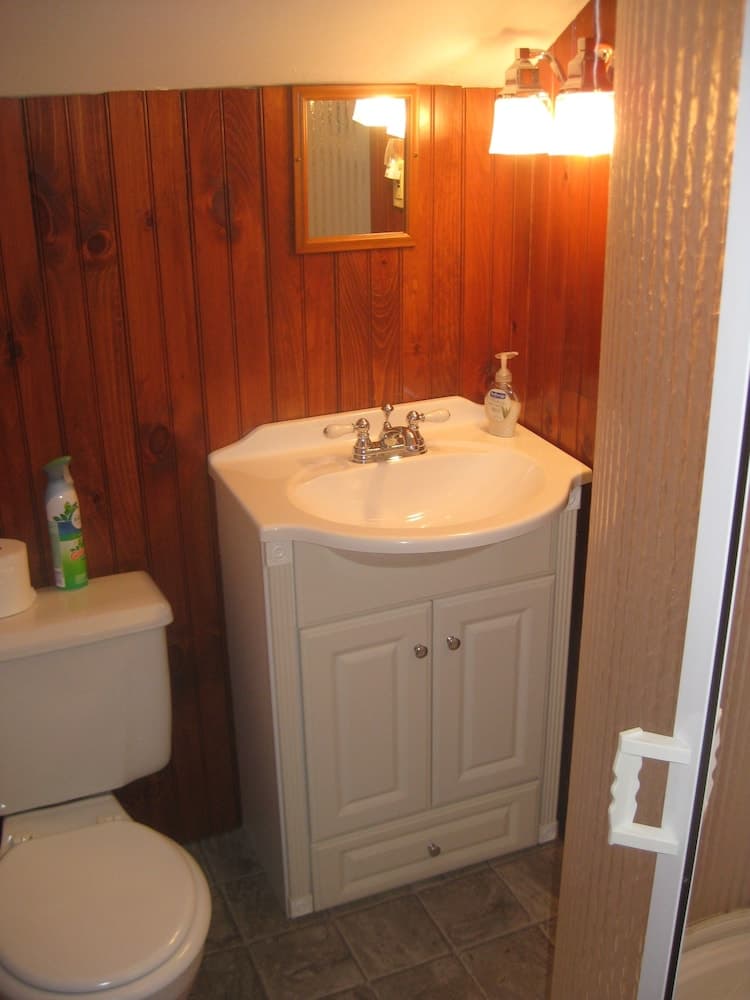 Mountain Valley Retreat