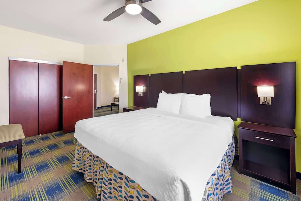 Best Western Plus Pratt