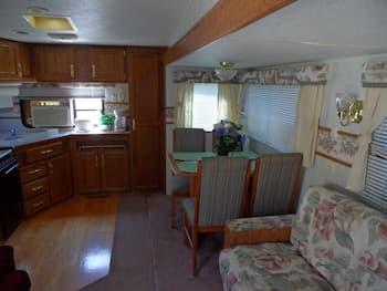 Pahrump RV Park & Lodging