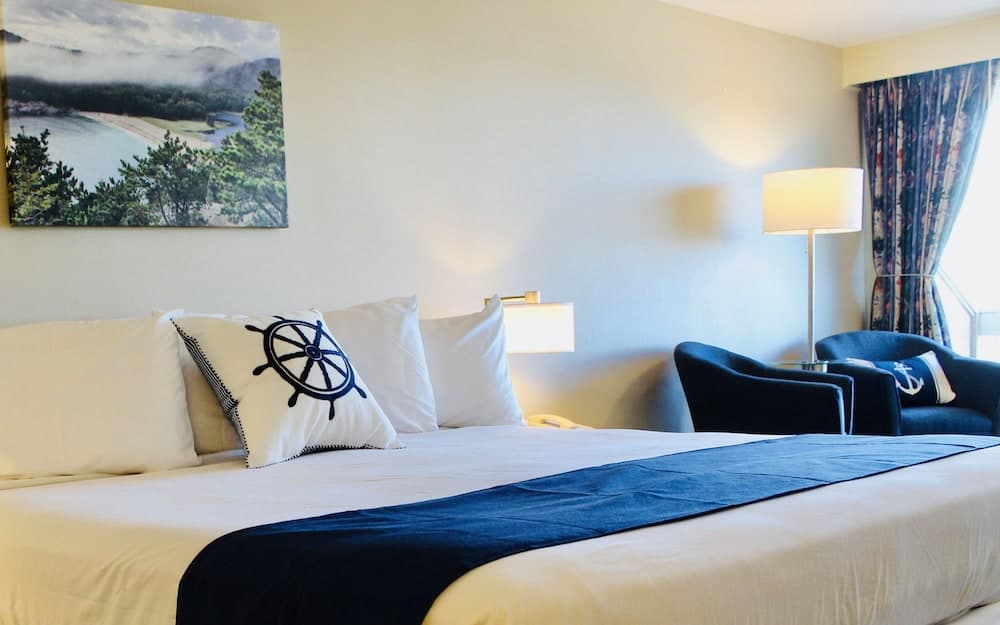 Atlantic Eyrie Lodge