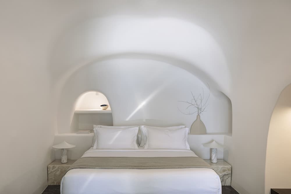 Canaves Oia Suites - Small Luxury Hotels of the World