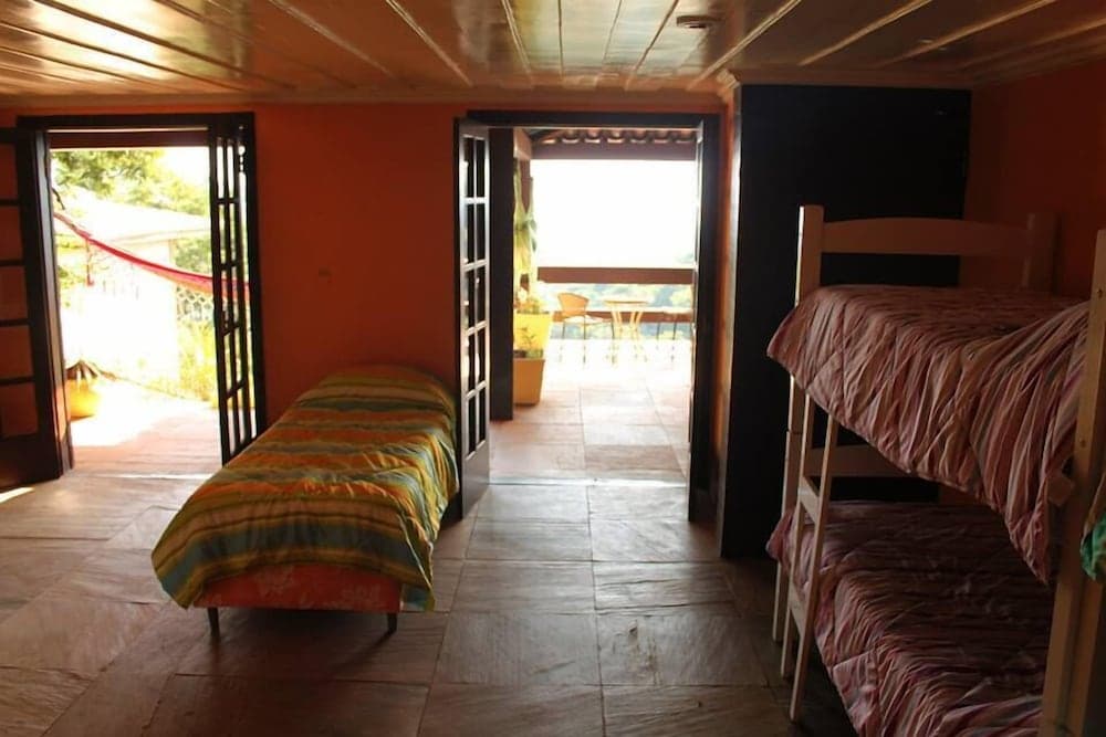 Sunset Hostel & Suites