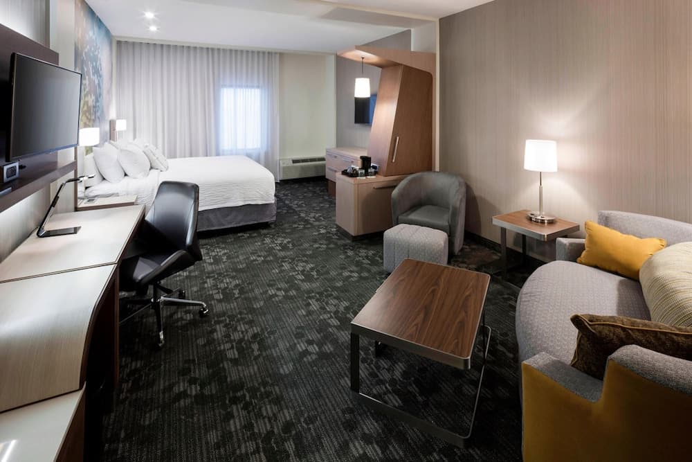 Courtyard by Marriott Houston North/Shenandoah