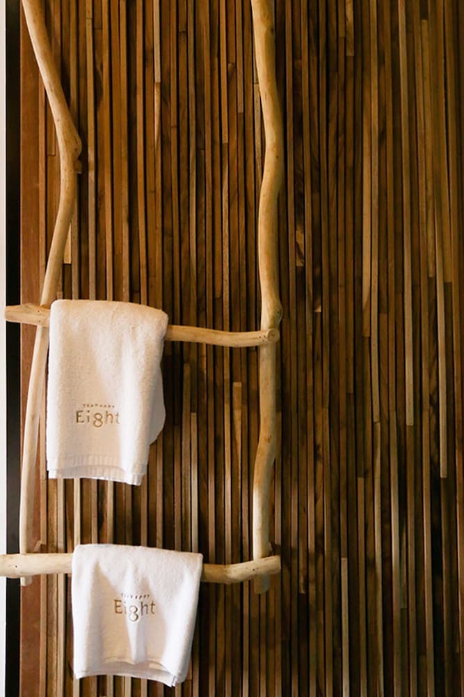 The Happy 8 Retreat @ Old Town