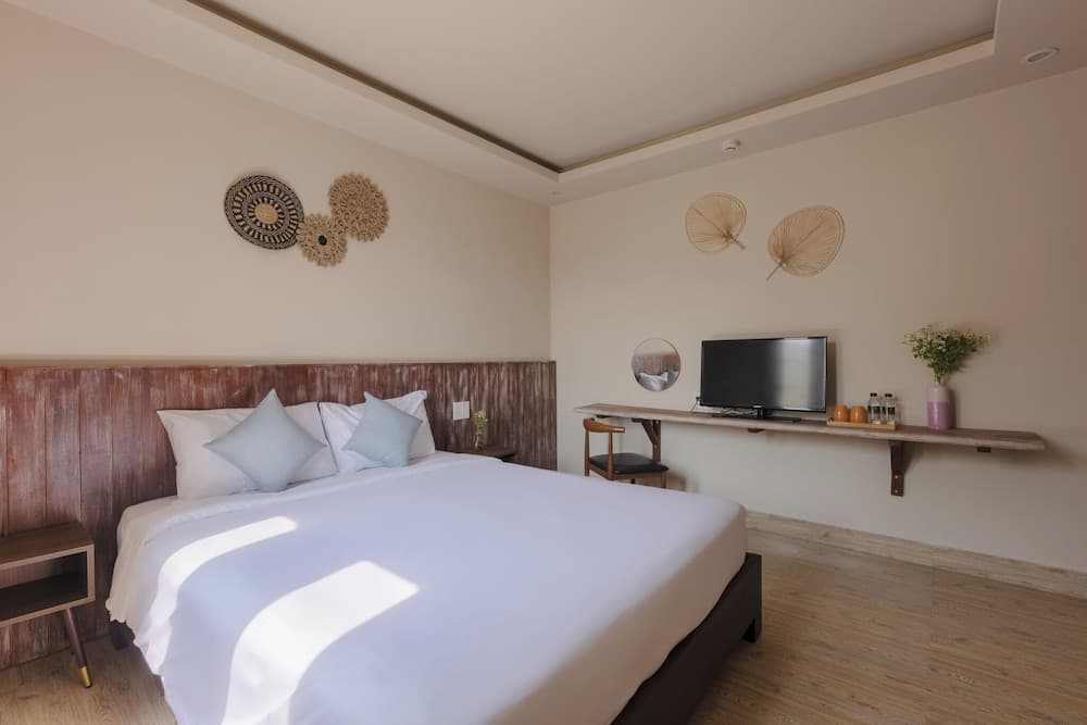 Vaia Hoi An Boutique Hotel