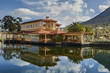 Hostería Cabañas del Lago