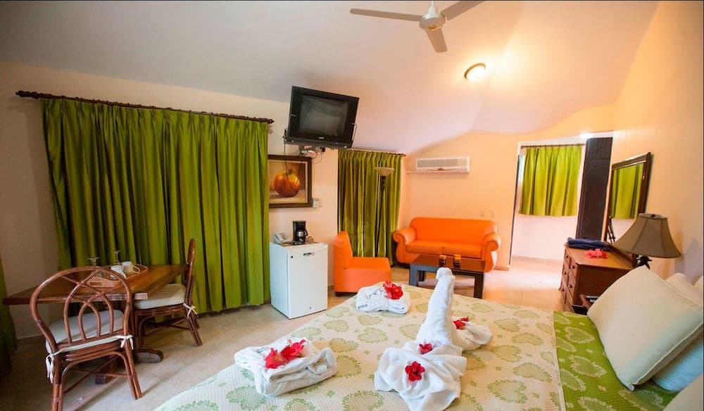 Jarabacoa River Club