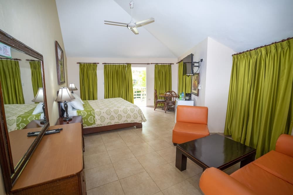 Jarabacoa River Club