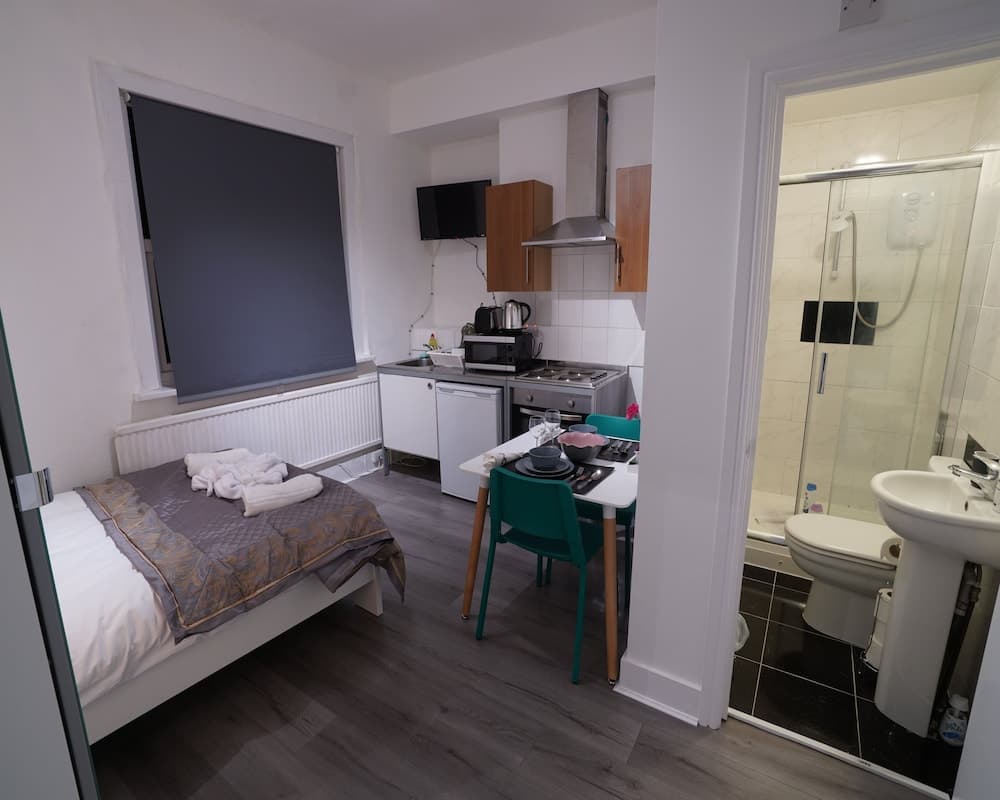 London Queens Apartments