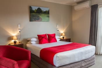 Albert Court Motor Lodge