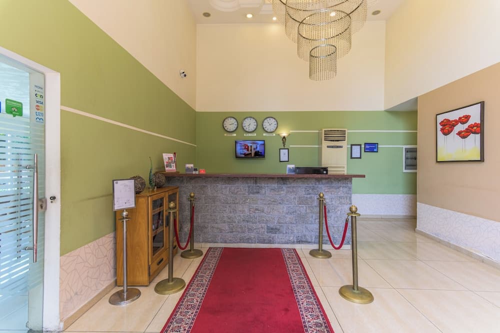 Al Murjan Palace Hotel