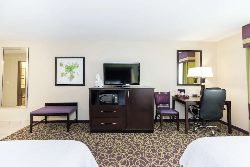 Hampton Inn & Suites Sandusky/Milan