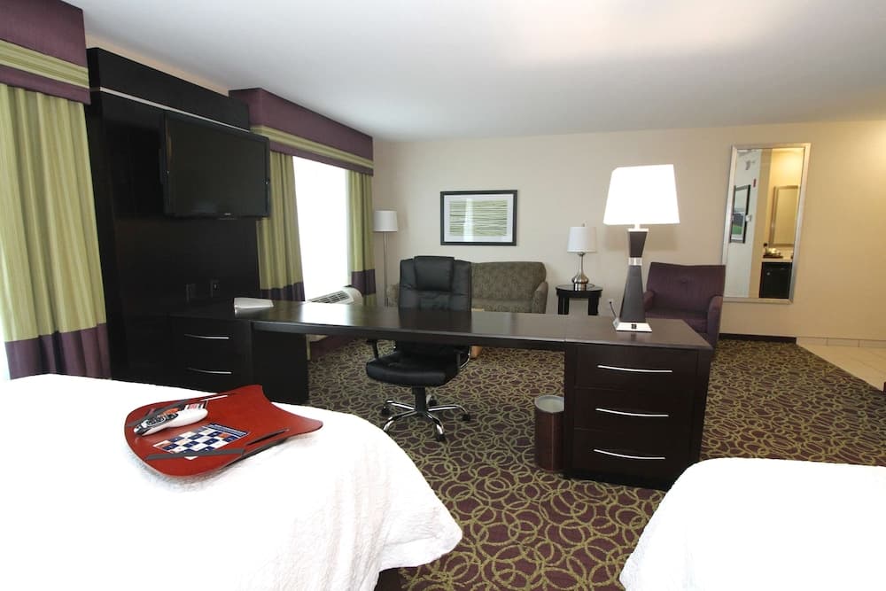 Hampton Inn & Suites Sandusky/Milan