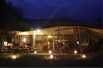 Mara Ngenche Safari Camp