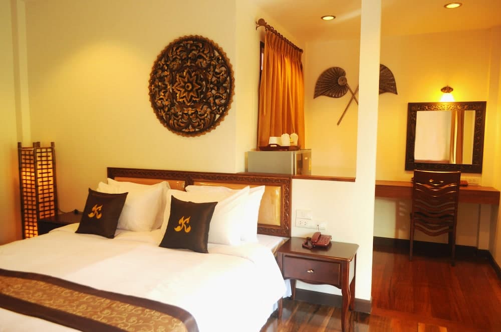 Ruen Kanok Thai House