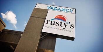 Rusty’s Motel