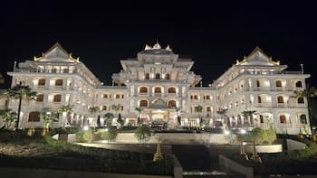 Champa Palace Hotel