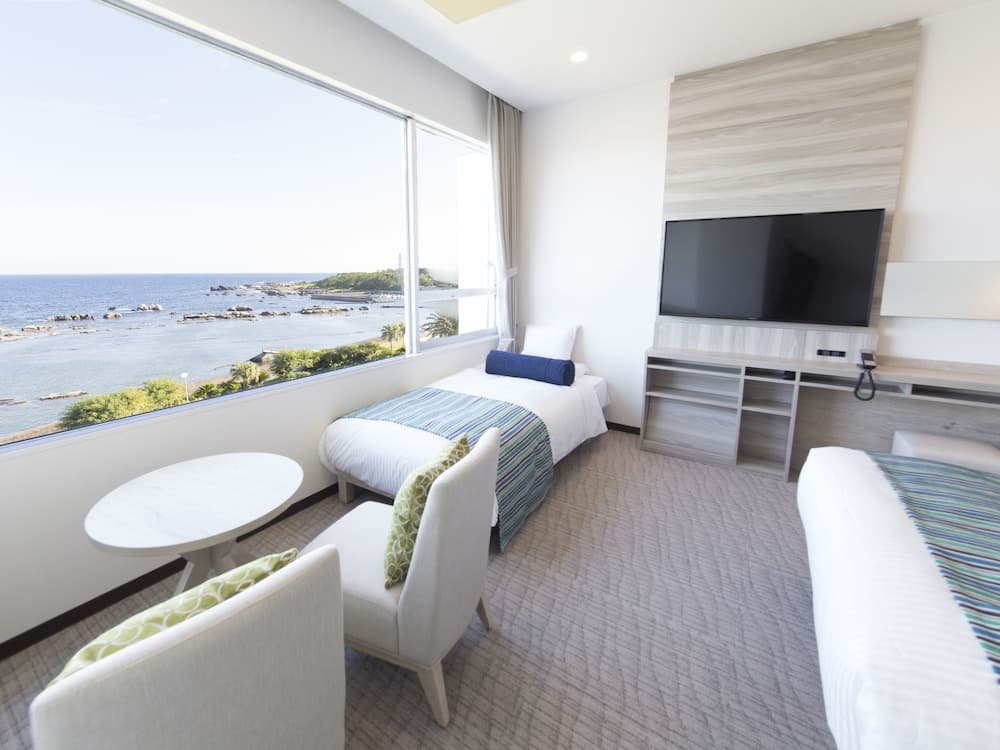 Shirahama Ocean Resort