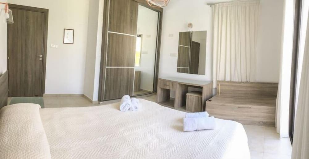 Platzia Beach Villas