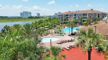 Vista Cay Resort by Casiola Vacation Homes