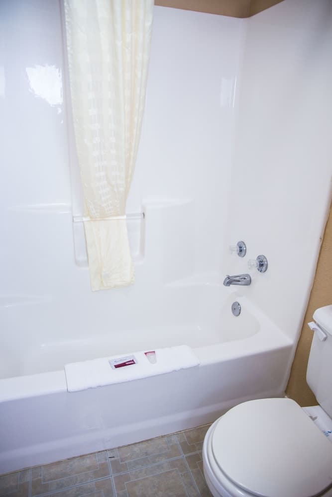 Albany Inn & RV Campground