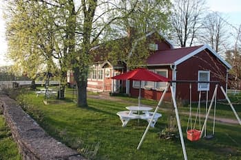 Edith & Julia Bed and Breakfast